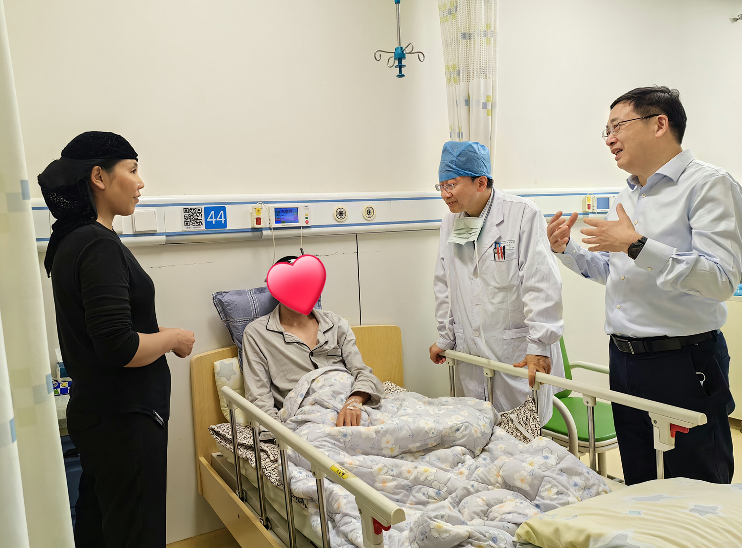 看望1.jpg