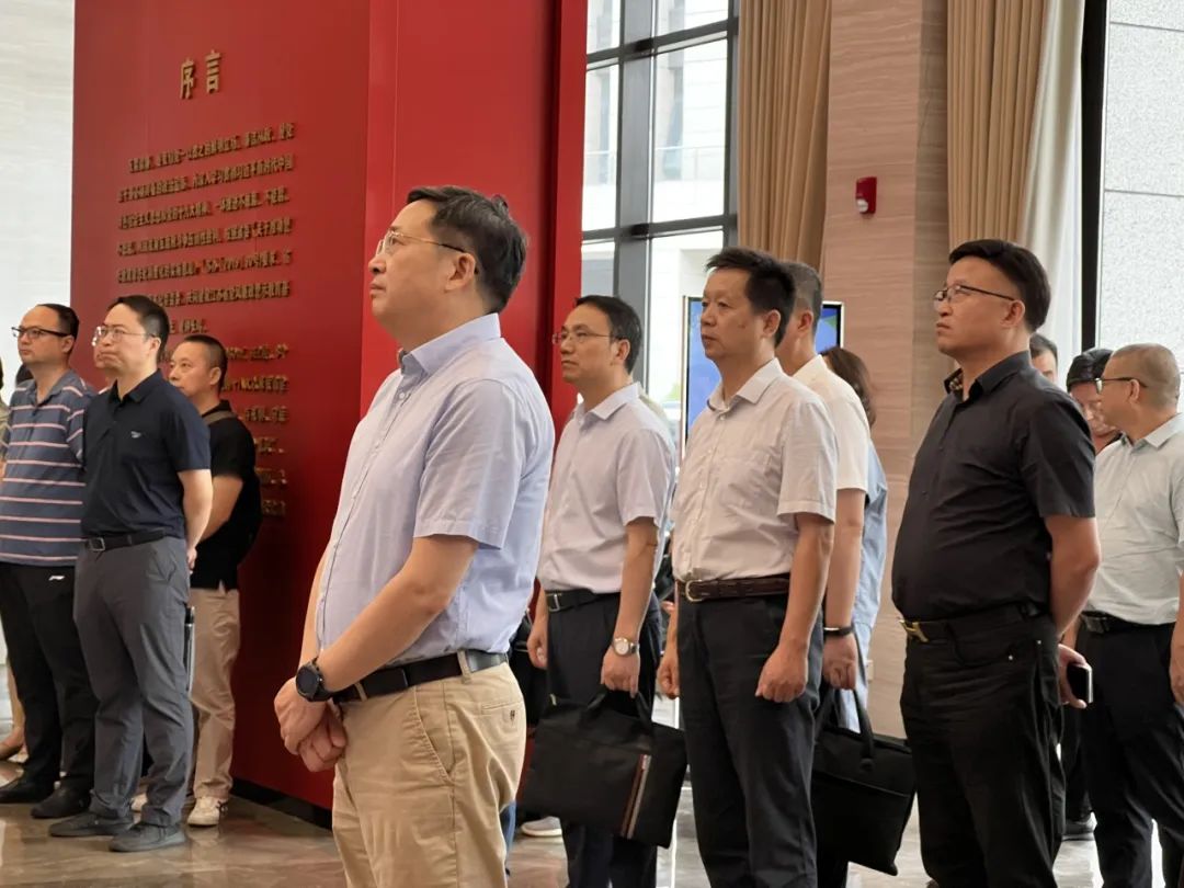 参观党风廉政警示教育基地 筑牢拒腐防变思想堤坝 (2).jpg