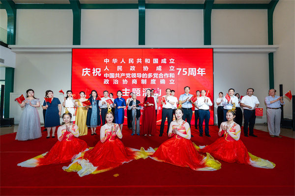 大合唱.jpg
