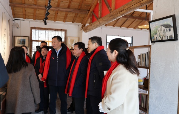 农工党南京市委会“农墨添彩 挥春纳福”2025年迎新春活动暨浦口区基层委员会“农工之家”揭牌仪式举行5.jpg