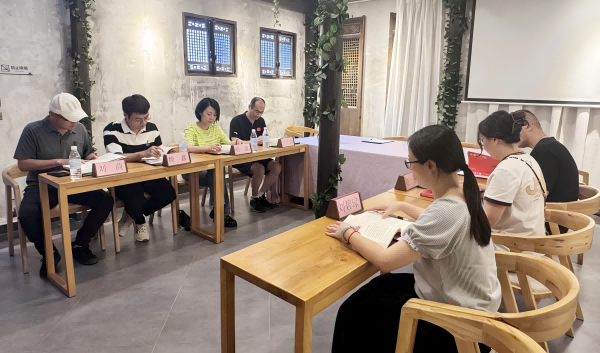 “追先辈印记 品红色书香”——农工党南京市高淳区综合支部开展学习活动(3).png